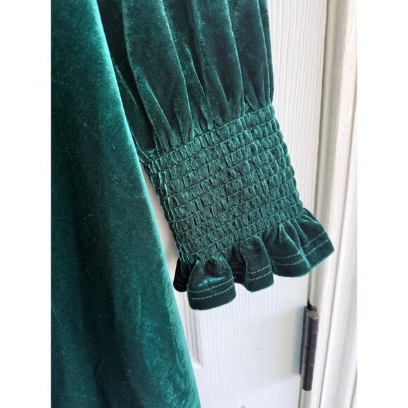 Baltic Born Tina Green Velvet Knee Length Long Sleeved Dress sz XL NWT - Picture 8 of 8